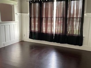 211 NW 2nd Ave, Visalia, CA 93291