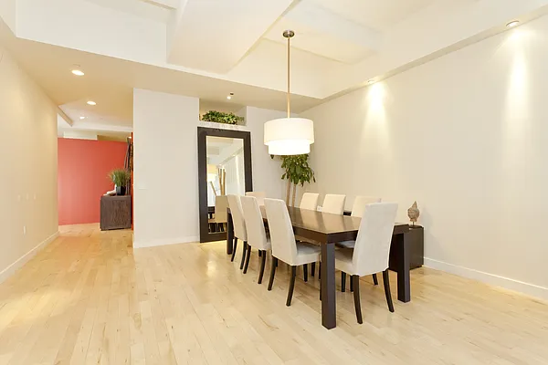 Sold by Nest Seekers International | media 20