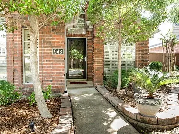 543 Village Green Dr, Coppell, TX 75019