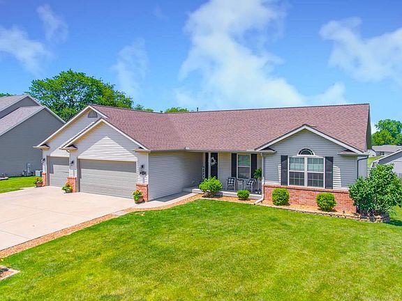 2nd image of 252 Karagen Cir