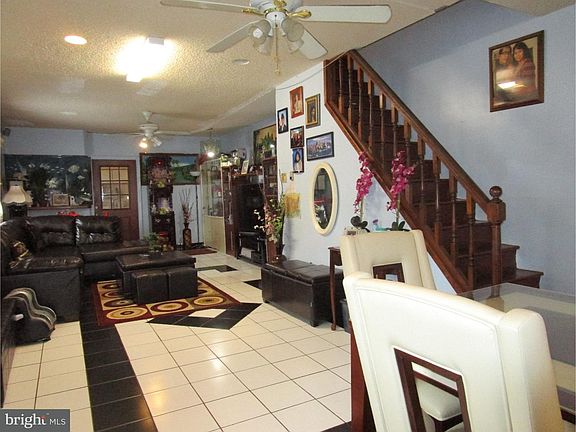 4th image of 2401 E Dauphin St
