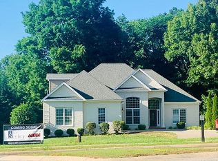 2300 Knob Creek Rd, Johnson City, TN 37604