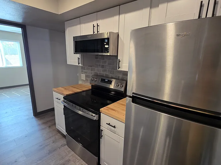 3046 E Marconi Ave #204 — Photo 12