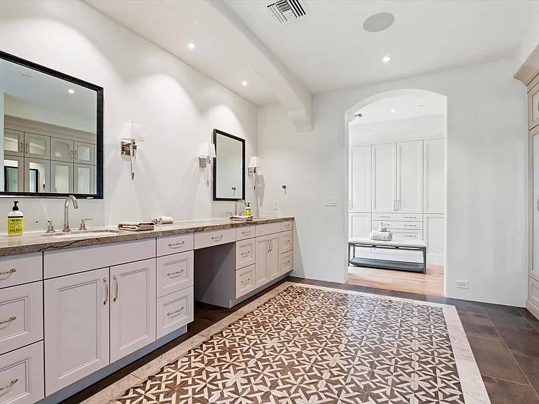 6717 E Solano Dr — Photo 37