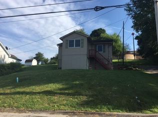 204 Madison Ave, Herminie, PA 15637