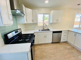 2472 Hardy Dr, Lemon Grove, CA 91945