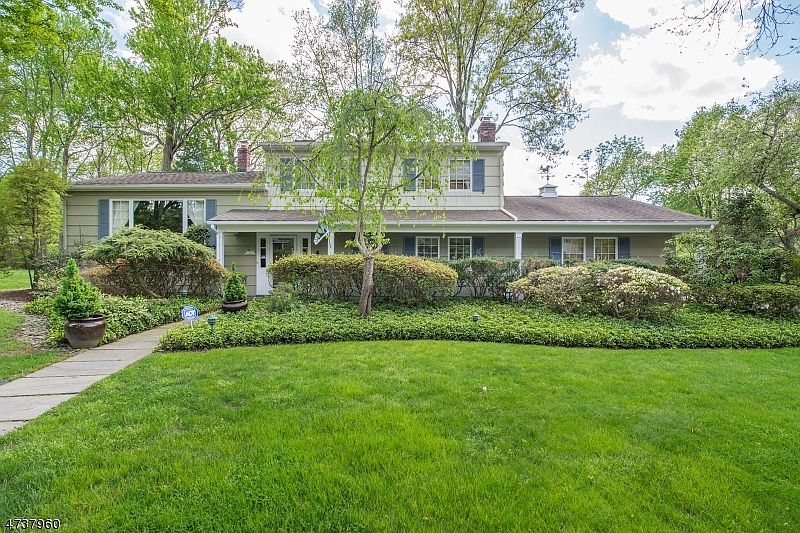1st image of 37 Taylor Dr