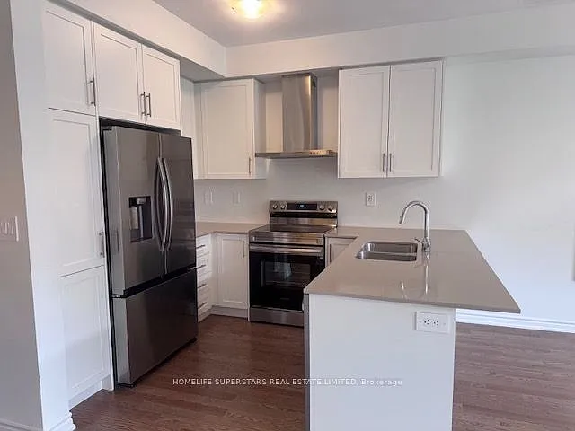 319 Bergamot Ave — Photo 5