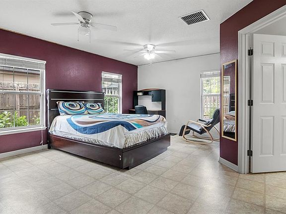 5th image of 7120 SW 85th Ter