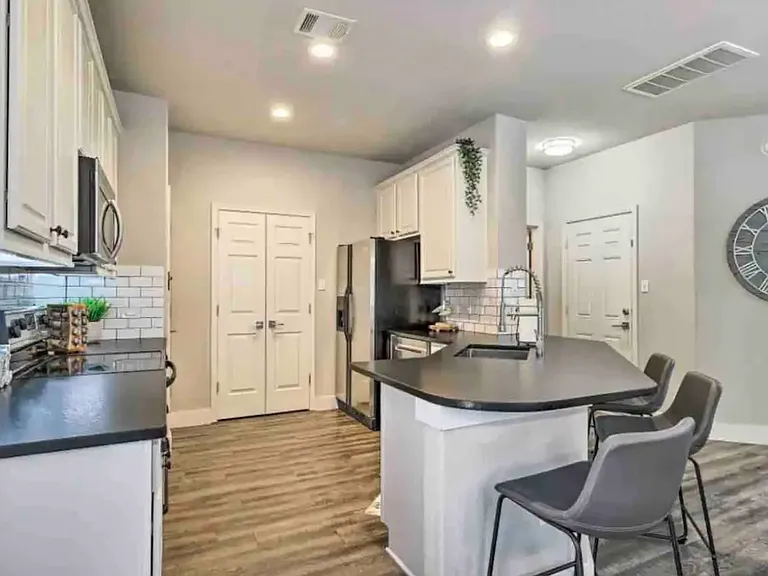 20986 Waterside Dr — Photo 7