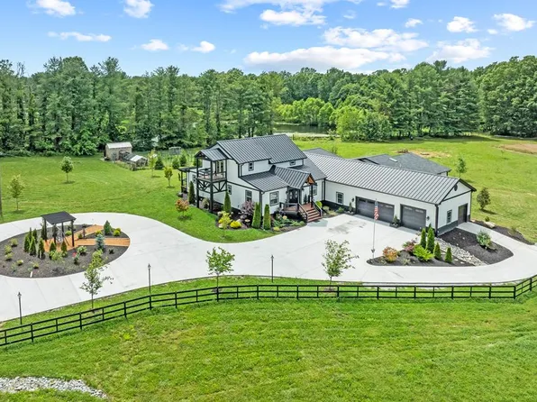 3358 Plateau Rd, Crossville, TN 38571