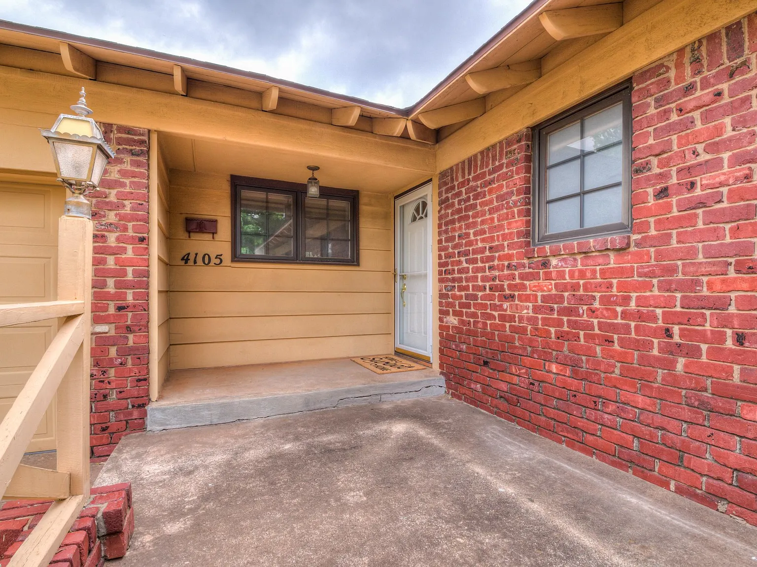 3 bed, 1341 sqft, $1,500 — Photo 2