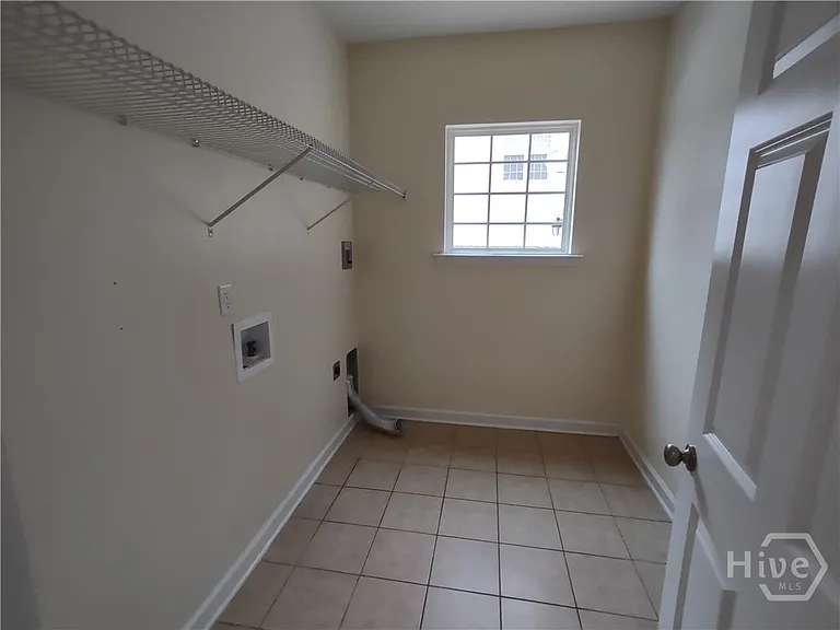 72 Patriot Dr — Photo 9
