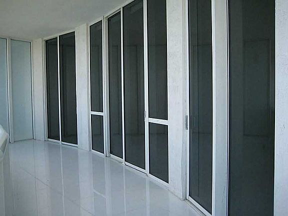 5th image of 16001 Collins Ave #4003