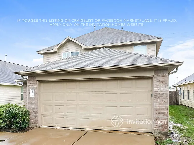 18746 Dennington Dr — Photo 4