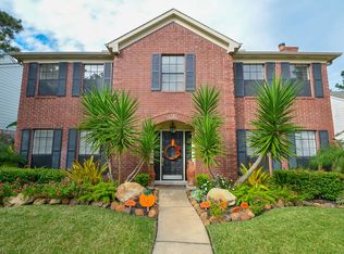 16330 Rainbow Lake Rd, Houston, TX 77095