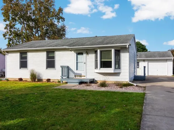 7 Trowbridge Ct, Ann Arbor, MI 48108