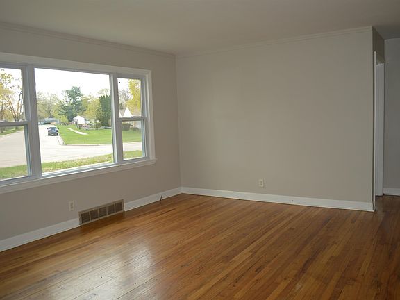 2nd image of 6504 N 1st St