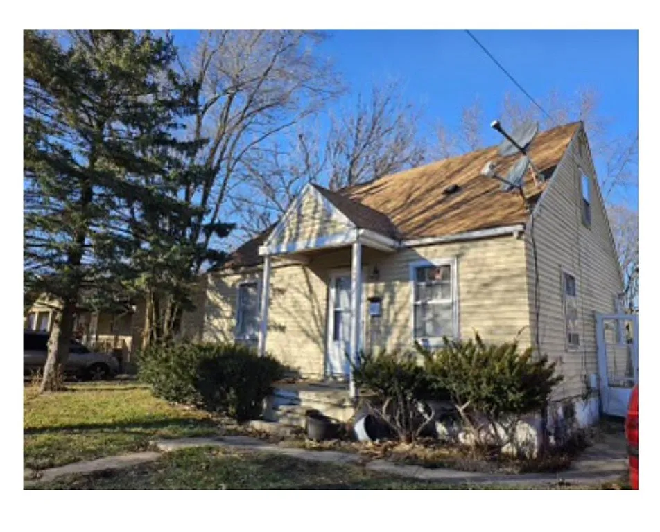 244 W Garfield Ave photo 1