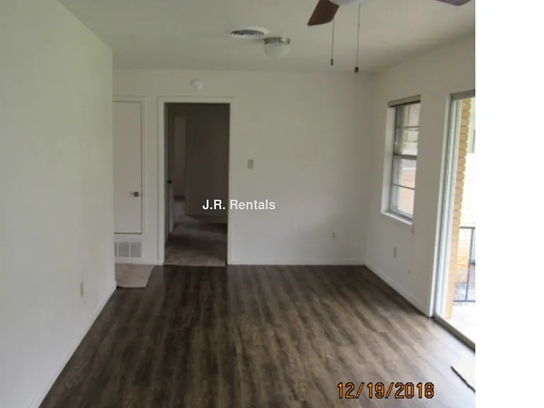 416 Nauert St — Photo 10