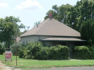 316 E 15th St, Hays, KS 67601