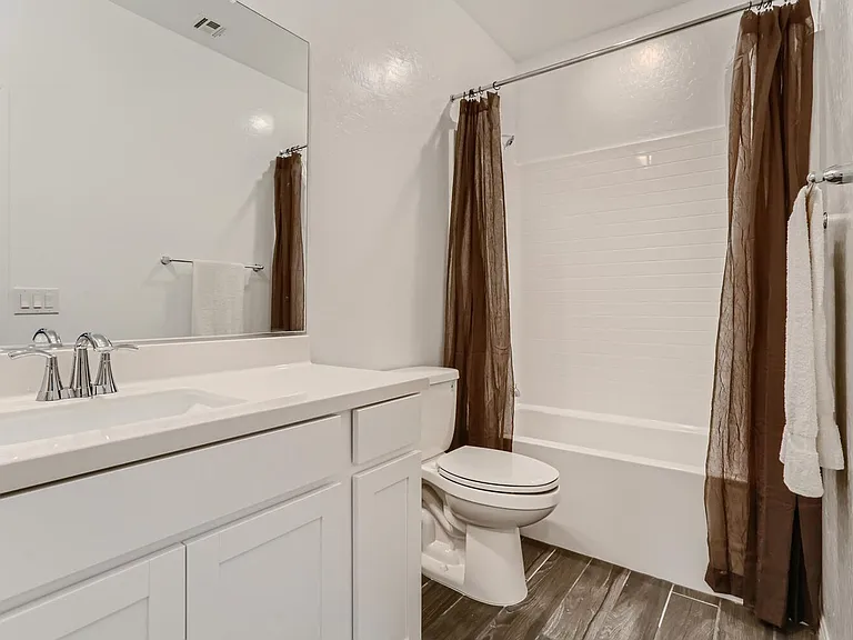 4208 Bayley Skye Ave — Photo 23