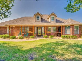 155 Maple Cir, Nevada, TX 75173