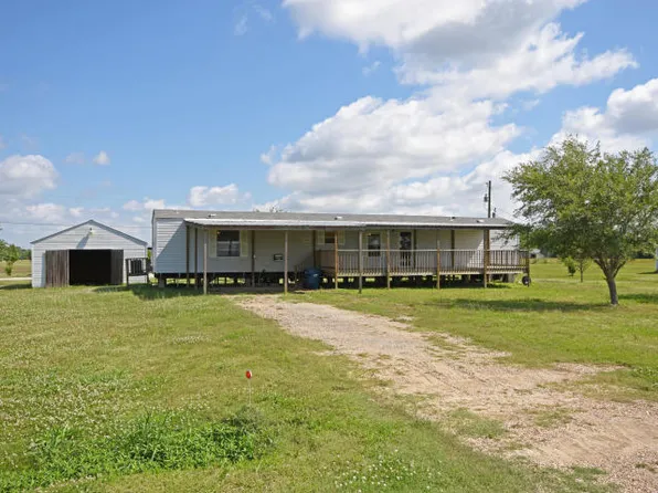 105 Jaubert Ln, Rayne, LA 70578