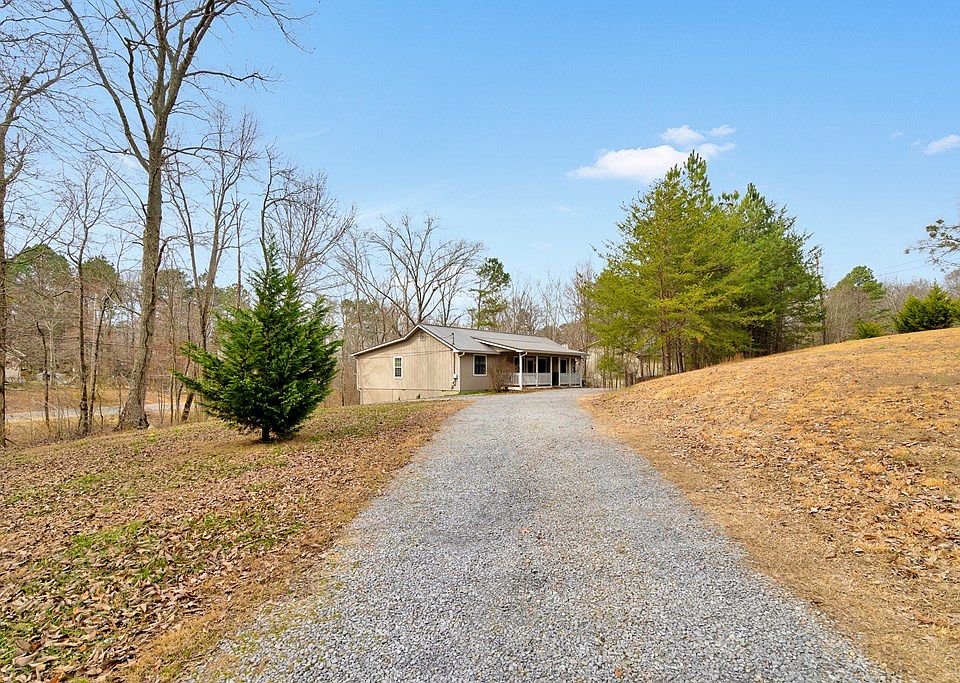 2nd image of 1691 Farley Dr