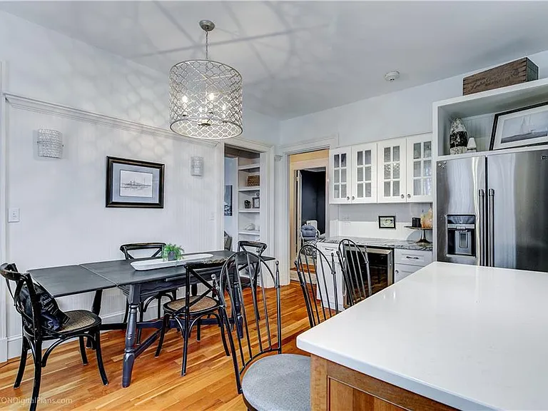 569 Spring St #2 — Photo 8