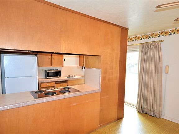 3rd image of 260 San Joaquin Dr
