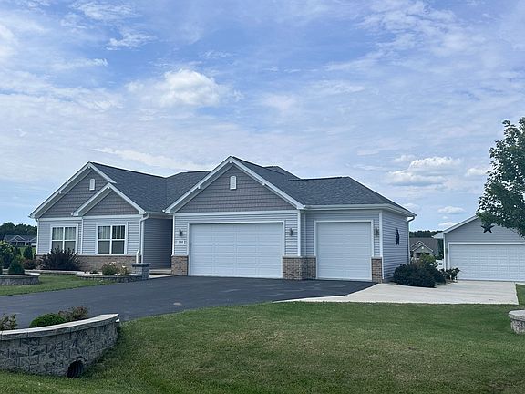2nd image of 2958 Walbridge Creek Cir