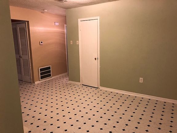 5th image of 1050 Orange Blossom Ln