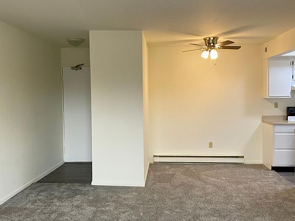 2nd image of 8 W Northwood Dr #15