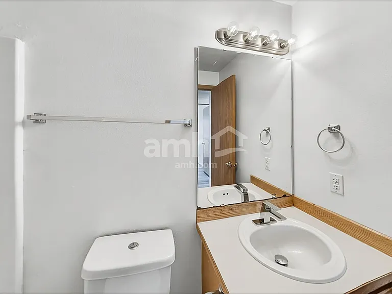 1025 89th Dr NE — Photo 13