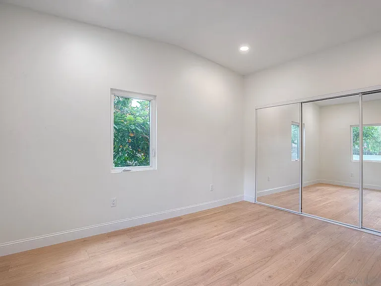 6942 Eberhart St — Photo 24