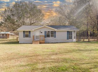 31 Dairy View Rd, Siler City, NC 27344
