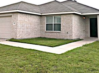 815 Dove Meadows Dr, Arlington, TX 76002