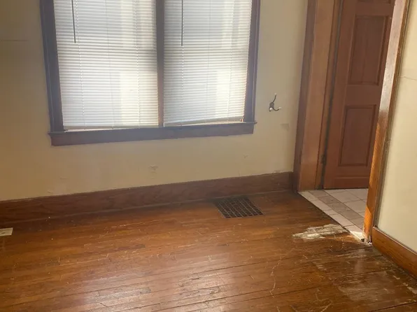 (undisclosed Address), Burton, MI 48509