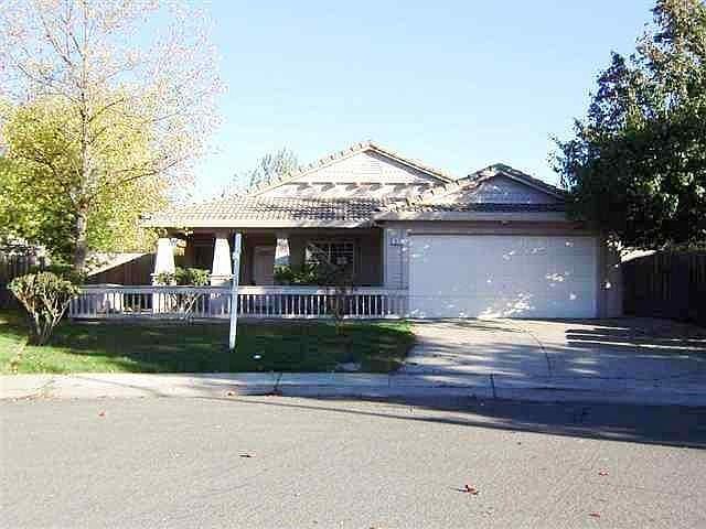 1st image of 1975 Whispering Oaks Ct