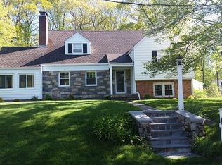 3 Belleval St, Darien, CT 06820