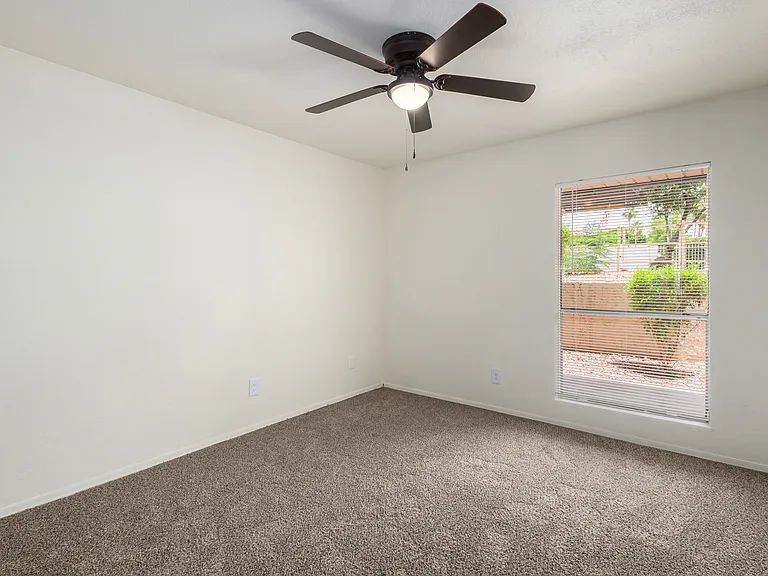 11048 N 28th Dr #145 — Photo 12