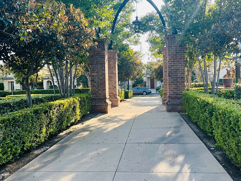 4097 E Hamilton Paseo — Photo 41