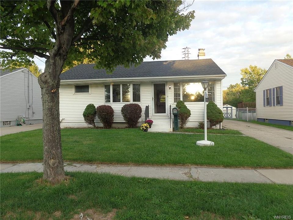 1st image of 115 Claude Dr