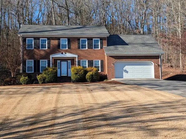 3231 Leona Dr, Rocky Face, GA 30740