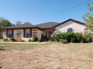 3704 Country Ln, Granbury, TX 76048