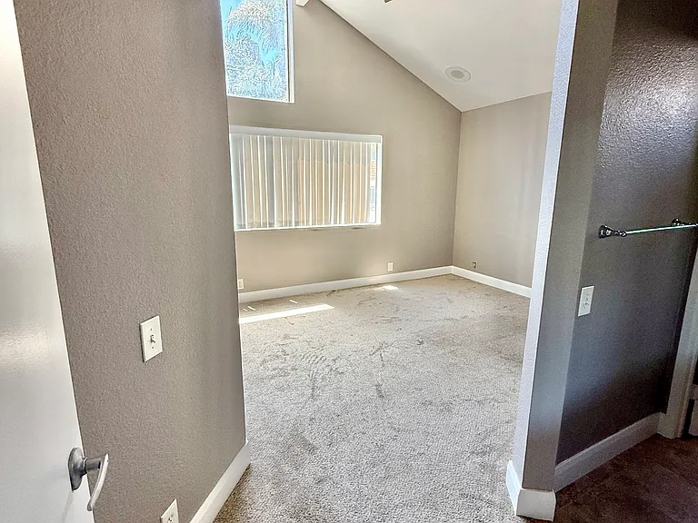 1209 Tivoli Ln #50 — Photo 32