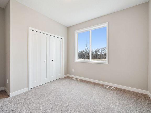 3rd image of 1343 Orchid Way