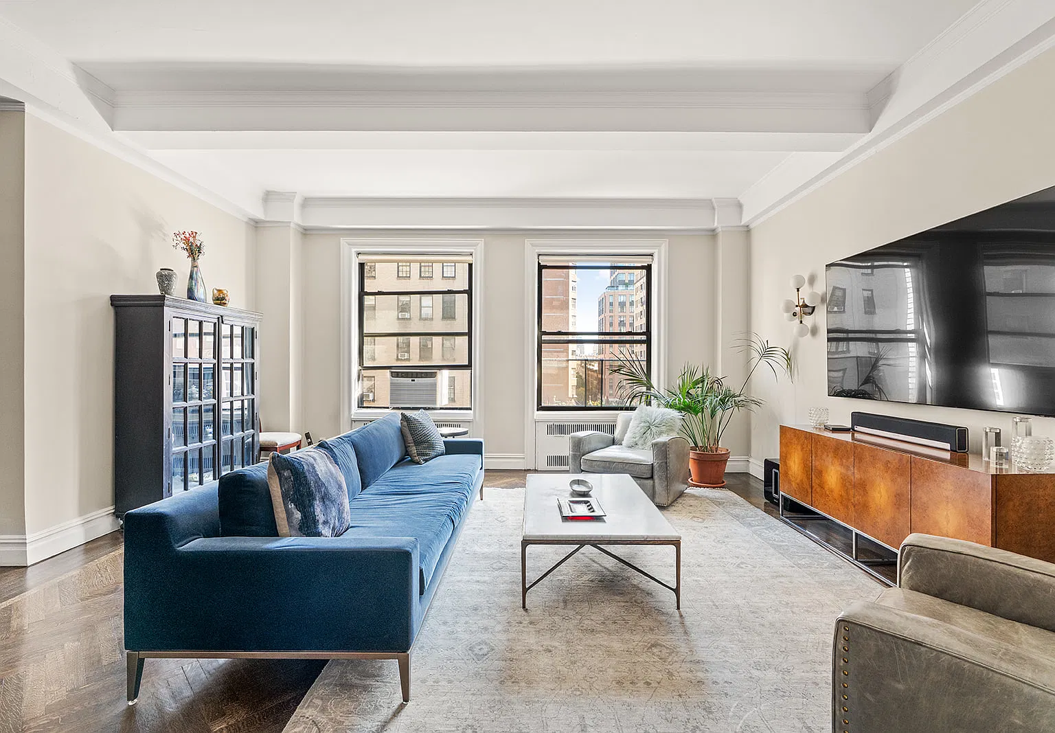 525 West End Avenue — Photo 1
