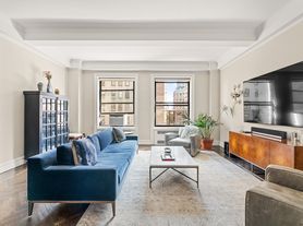 525 W End Ave